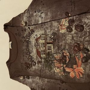 SPARKLY CHOCOLATIER DESIGN TOP    SIZE SMALL